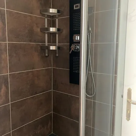 Hotel Chateau Marith - Etablissement Climatise Avec Piscine 3*